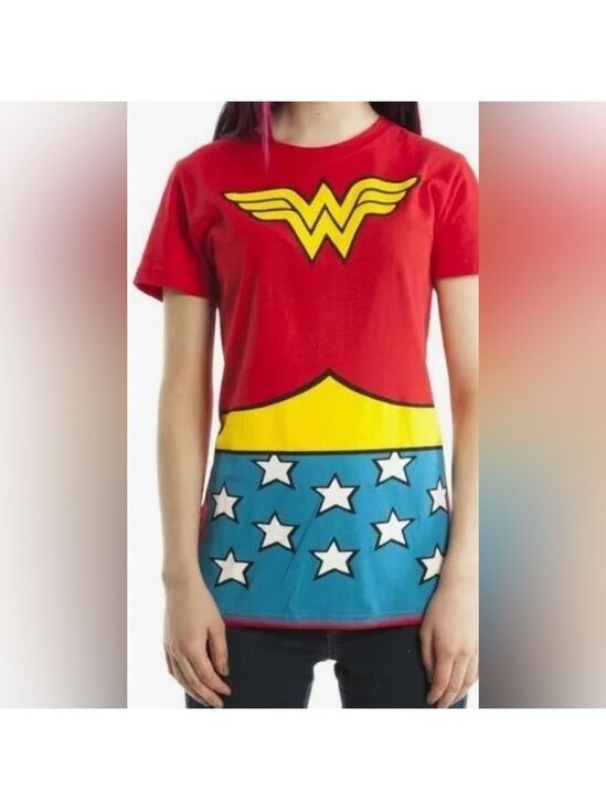DC Comics Tops - Wonder Women Tee